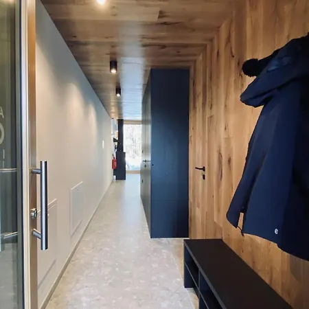 Beautiful In W/ Jacuzzi And 2 Bedrooms * Zrece